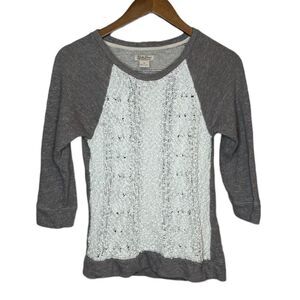 Lucky Brand Gray and White Sweater size XS